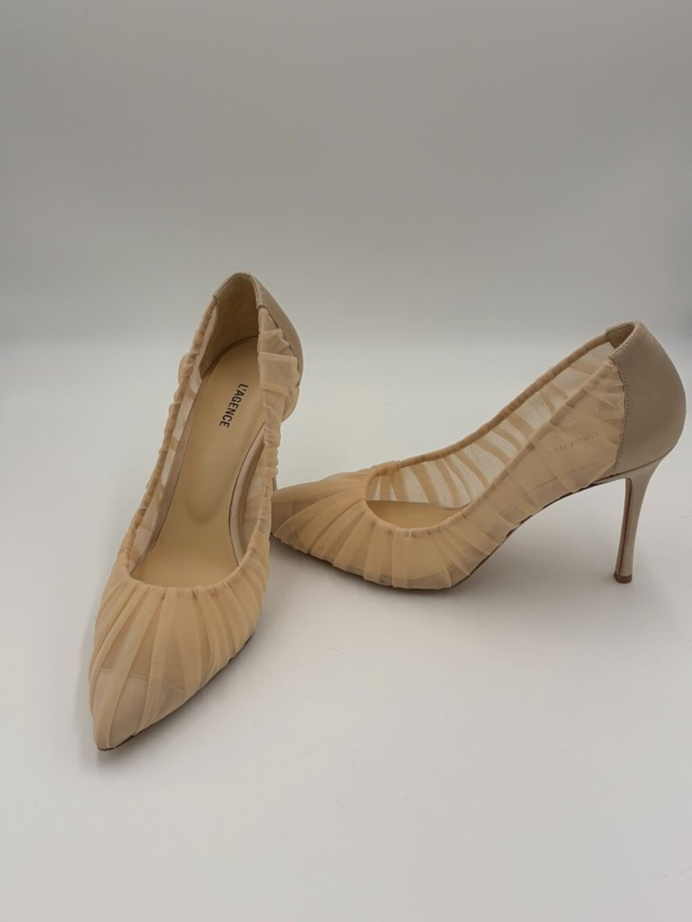 L'AGENCE Marie Pointed Toe Pumps Ruched Tulle & Satin Blush Excellent PreOwned 9